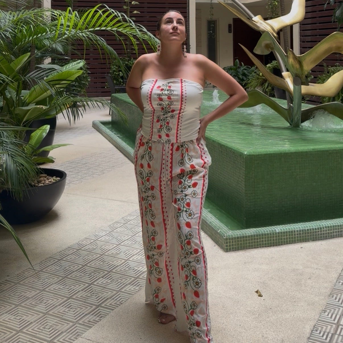 Strawberry Flowy Wide-Leg Pants 100% Rayon